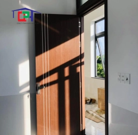 cua-nhua-composite-7