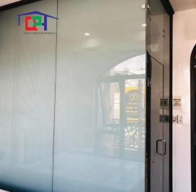Cửa kính cường lực 1