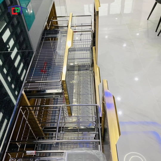 Tủ bếp nhôm cánh kính cao cấp 1